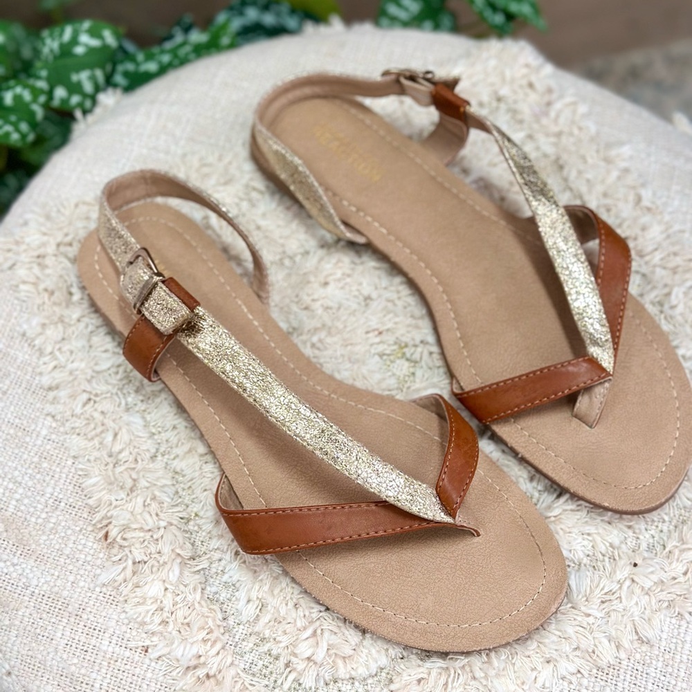 Kenneth Cole Reaction Tan Metallic Gold Glittery Strappy Sandals Size 8.5
